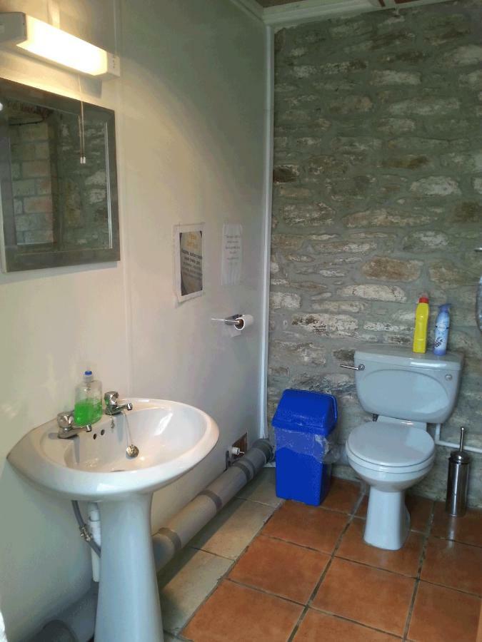 Granary Barn Hostel Helston Exterior foto